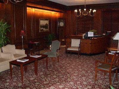 Business Lounge carpet cleaning Cleveland Ohio